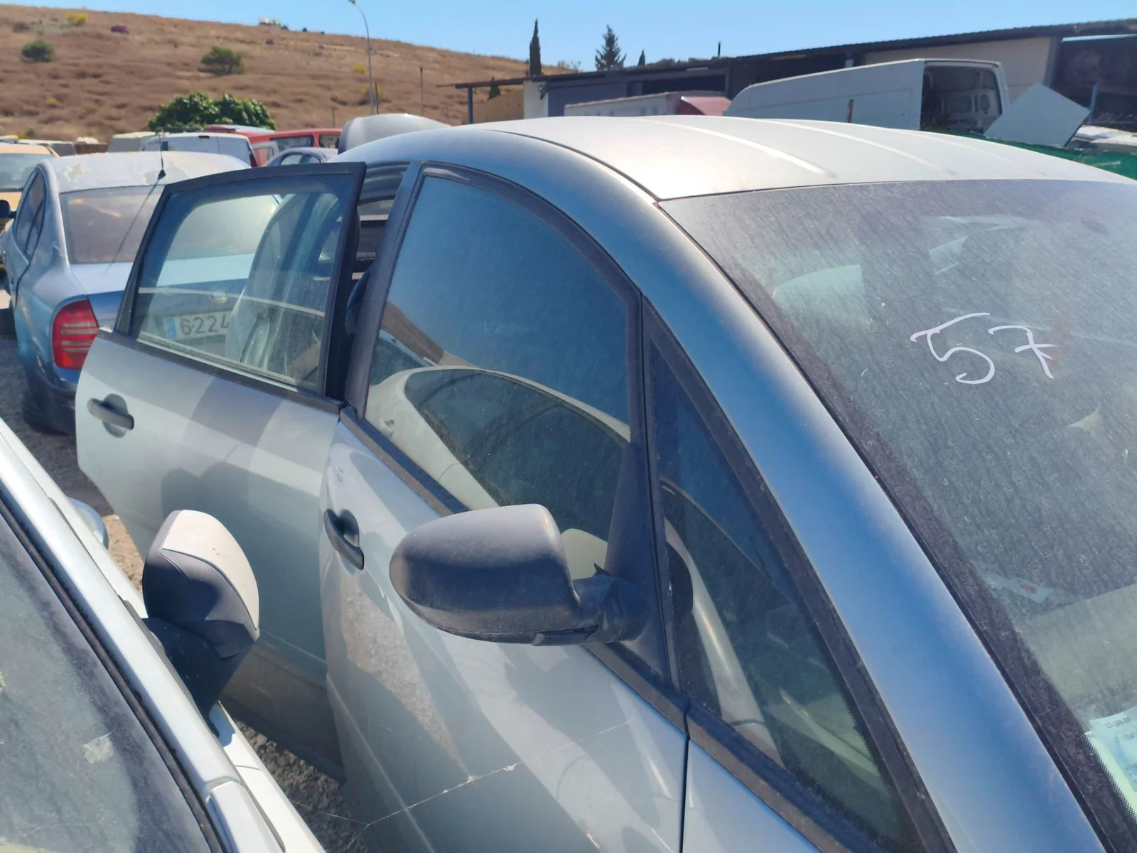 Foto de LUNA DELANTERA DERECHA AUDI A2 (8Z) 1.4 TDI (75 CV / 55 KW) referencia 8Z0845202