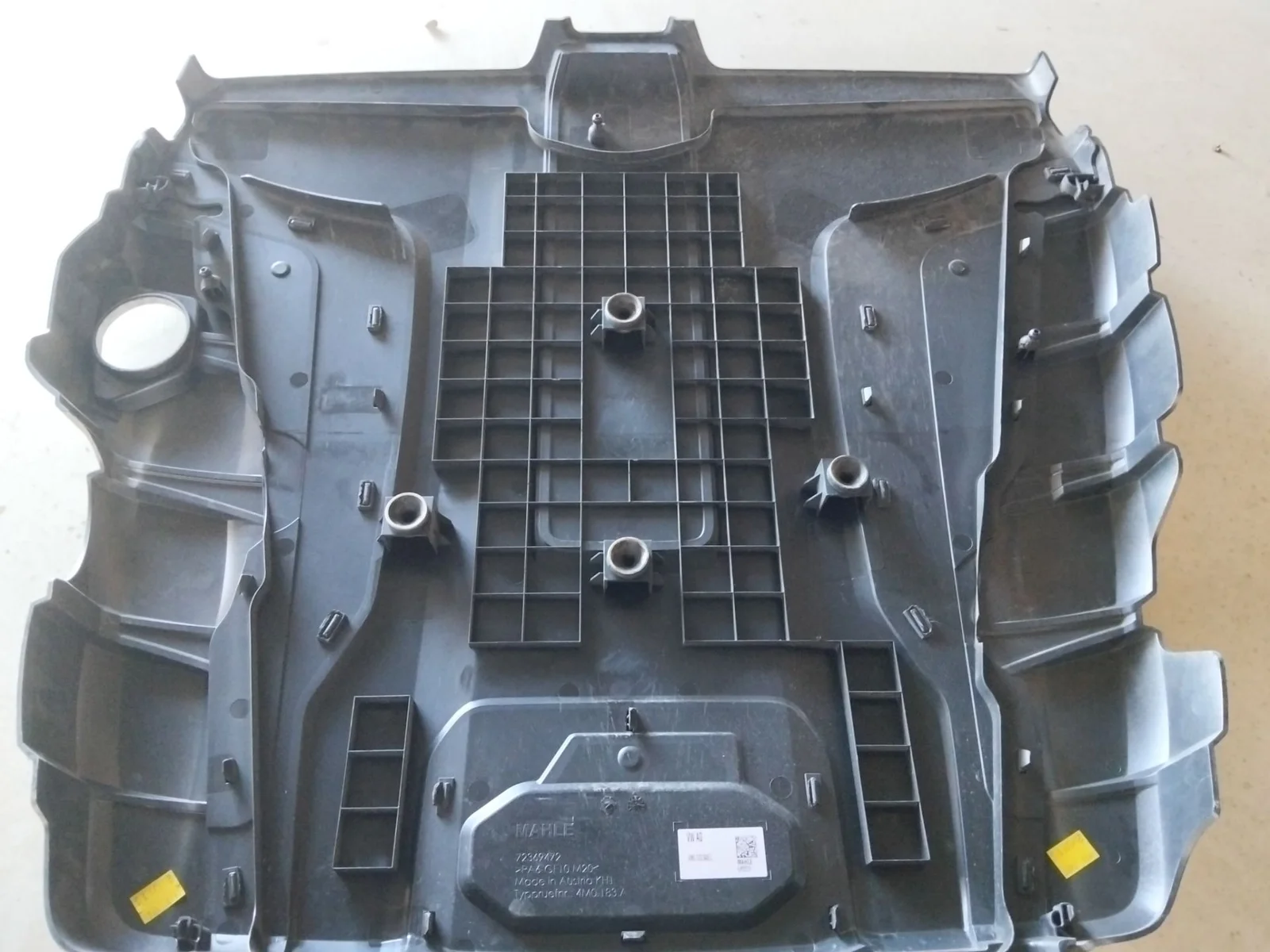 Foto de TAPA MOTOR AUDI SQ7 (4MB) 4.0 V8 TDI (435 CV / 320 KW) referencia 4M0133849L