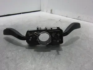 Foto de MANDO MULTIFUNCION SEAT IBIZA (6L1) referencia 6Q0953503AF foto 4