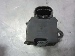 Foto de RELE ELECTROVENTILADORES CITROEN XSARA PICASSO 1.6 16V HDi (90 CV / 66 KW) referencia 9649247680 foto 3