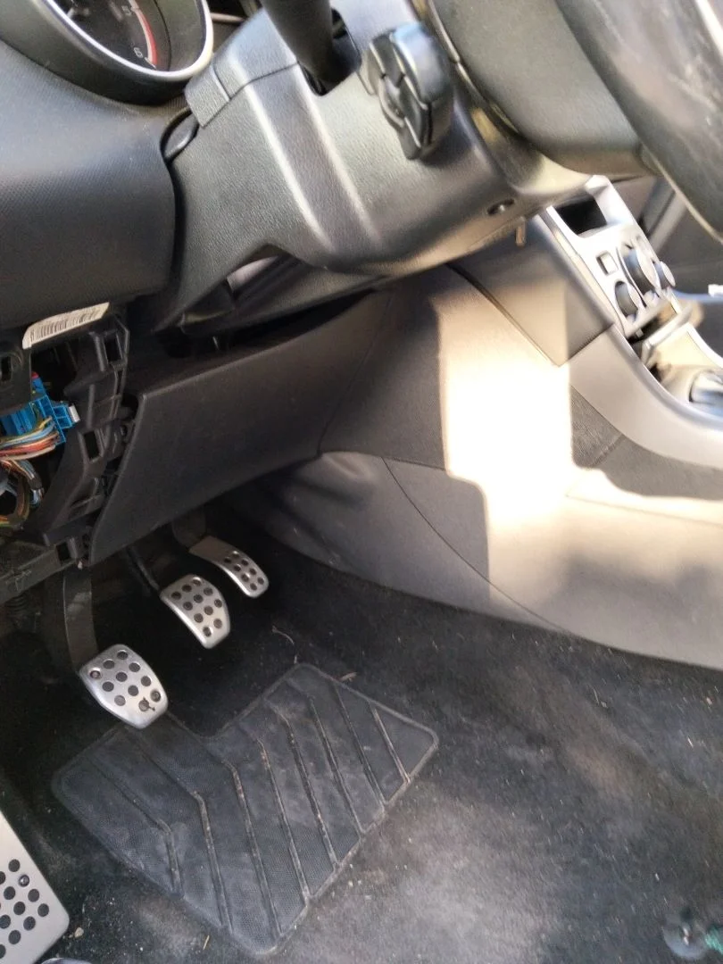 Foto de COLUMNA DIRECCION PEUGEOT 308 SW 1.6 HDi FAP CAT (9HZ / DV6TED4) (109 CV / 80 KW)