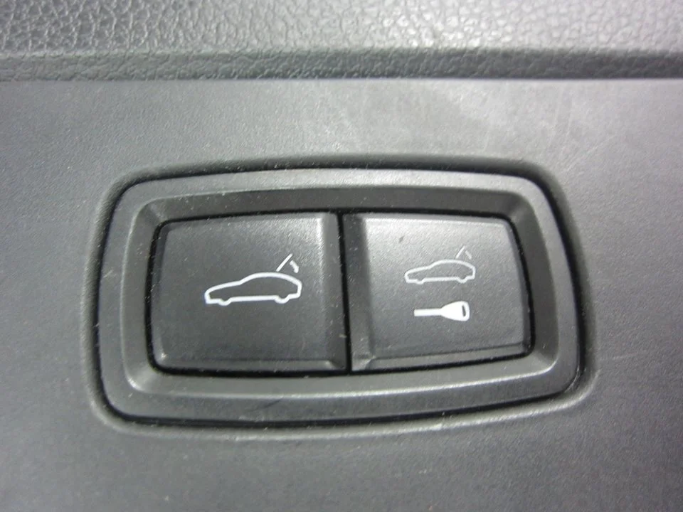 Foto de INTERRUPTOR PORSCHE PANAMERA (TIPO 970) referencia 7PP959832G