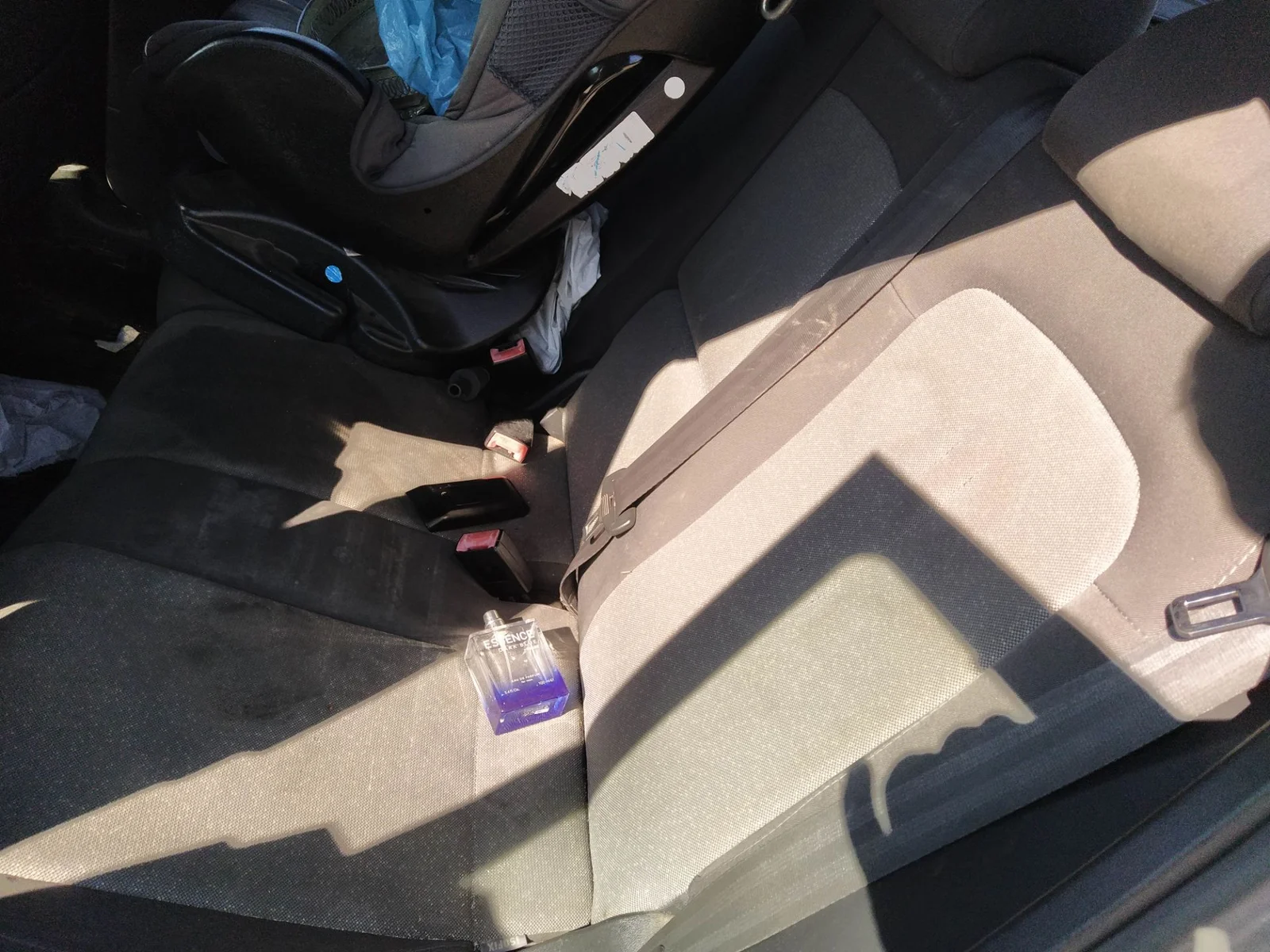 Foto de ENGANCHE CINTURON TRASERO IZQUIERDO SEAT ALTEA XL (5P5) 1.9 TDI (105 CV / 77 KW)