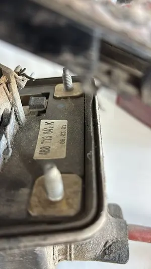 Foto de PALANCA CAMBIO AUDI A4 AVANT (B5) referencia 4B0713041K foto 3