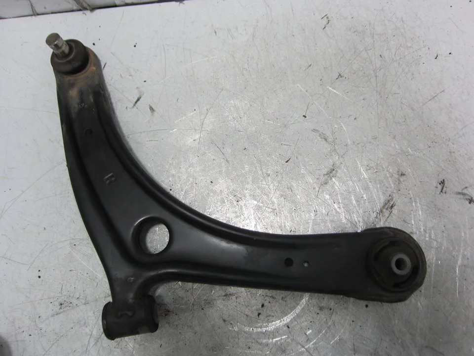 Foto de BRAZO SUSPENSION INFERIOR DELANTERO DERECHO MITSUBISHI ASX (GA0W) 1.6 CAT (117 CV / 86 KW)
