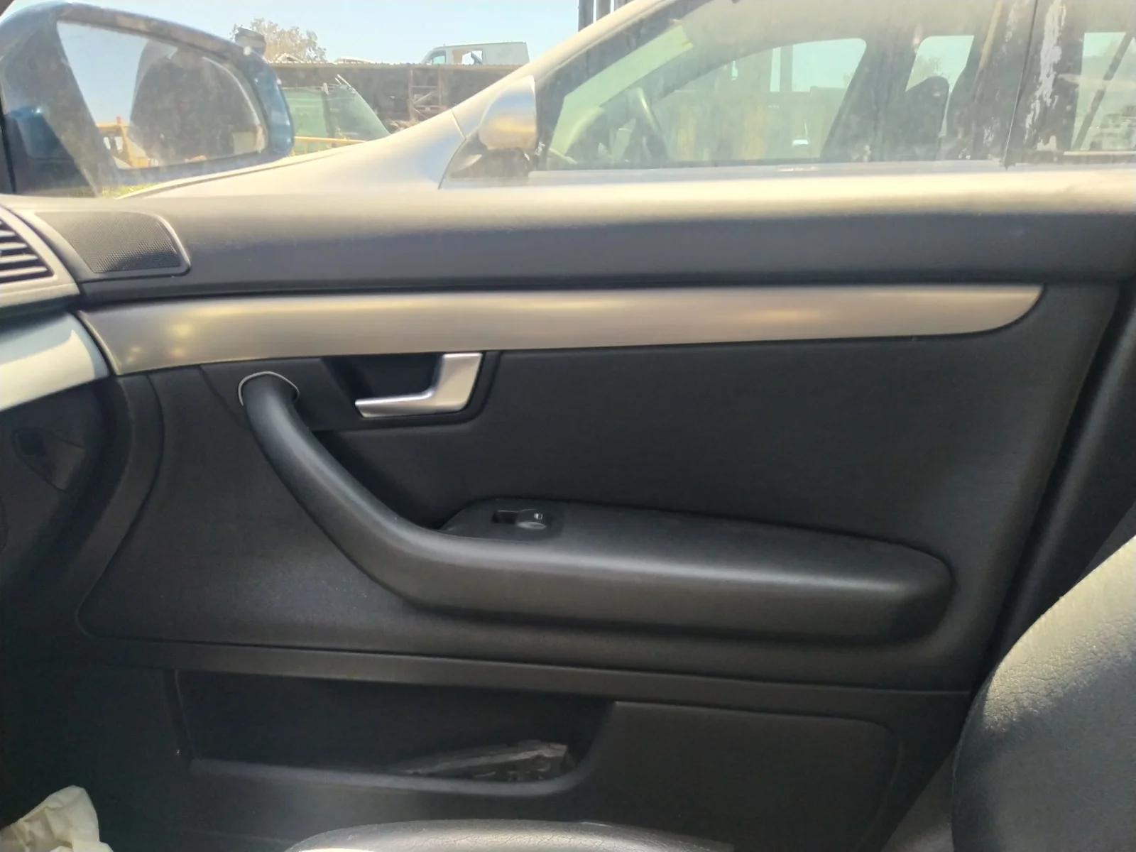 Foto de ELEVALUNAS DELANTERO DERECHO AUDI A4 BERLINA (8E) 2.5 V6 24V TDI (180 CV / 132 KW) referencia 8E0837462C