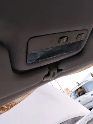 Foto de LUZ INTERIOR RENAULT LAGUNA II (BG0) 1.9 dCi Diesel CAT (101 CV / 74 KW) referencia 8200465794
