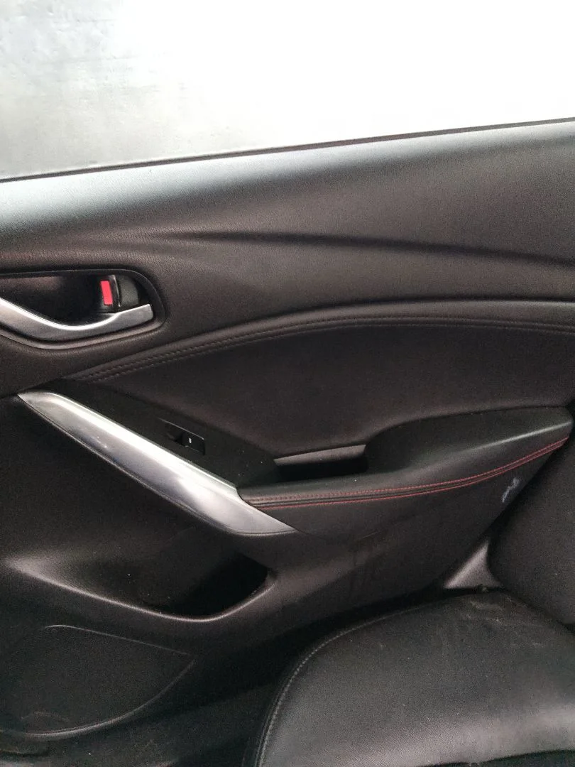 Foto de GUARNECIDO PUERTA TRASERA DERECHA MAZDA 6 BERLINA (GJ) 2.2 Turbodiesel CAT (175 CV / 129 KW) referencia GS1D5281L