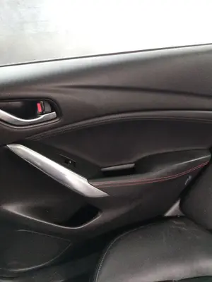 Foto de GUARNECIDO PUERTA TRASERA DERECHA MAZDA 6 BERLINA (GJ) 2.2 Turbodiesel CAT (175 CV / 129 KW) referencia GS1D5281L
