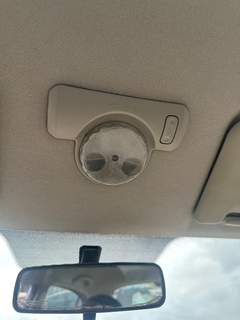 Foto de LUZ INTERIOR NISSAN MICRA (K12E) 1.2 CAT (65 CV / 48 KW)