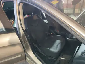 Foto de ASIENTO DELANTERO DERECHO PEUGEOT 308 SW 1.6 HDi FAP CAT (9HZ / DV6TED4) (109 CV / 80 KW) foto 2
