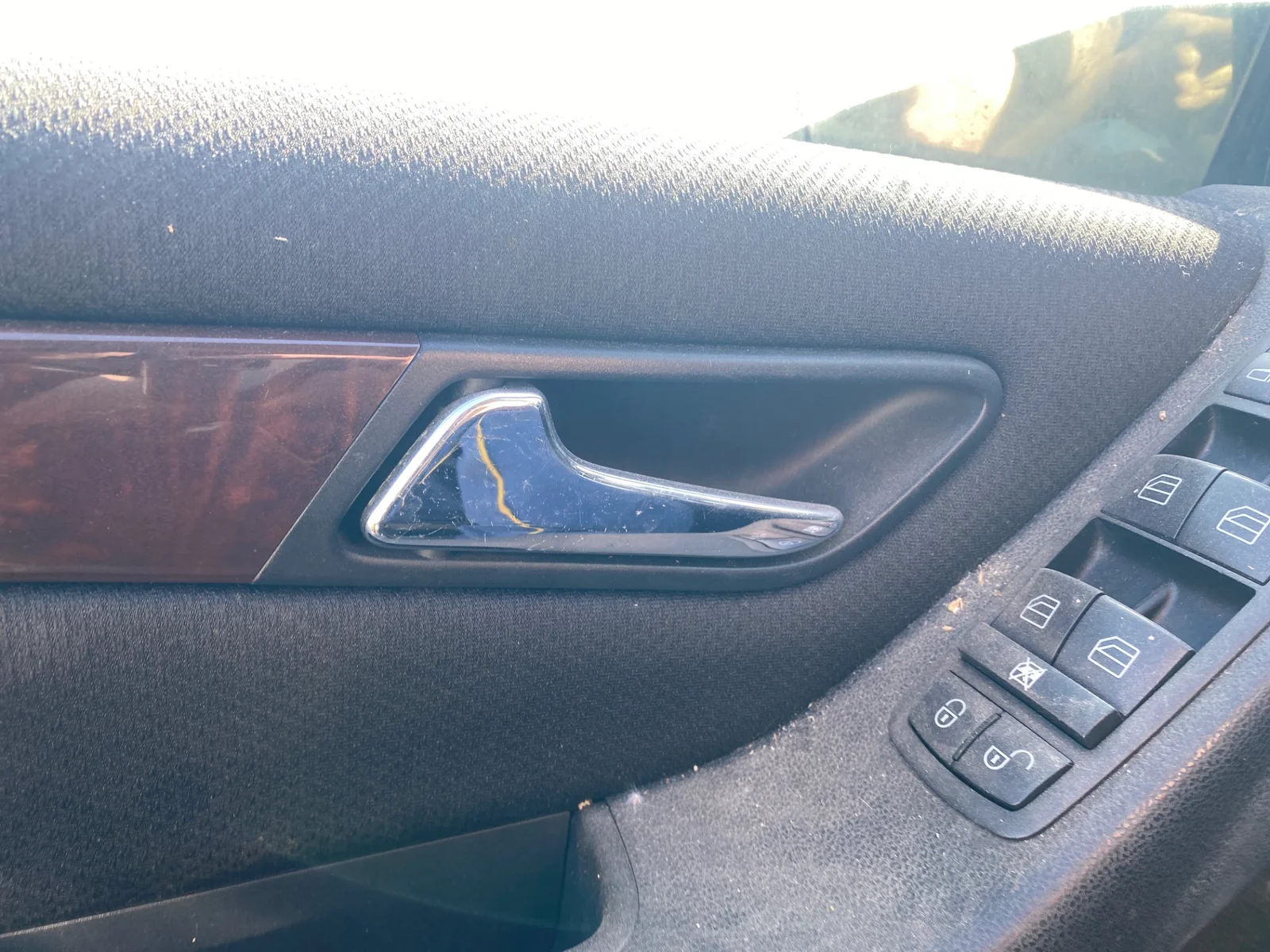 Foto de MANETA INTERIOR DELANTERA IZQUIERDA MERCEDES-BENZ CLASE A (BM 169) 2.0 CDI CAT (109 CV / 80 KW) referencia A1697600308 9051