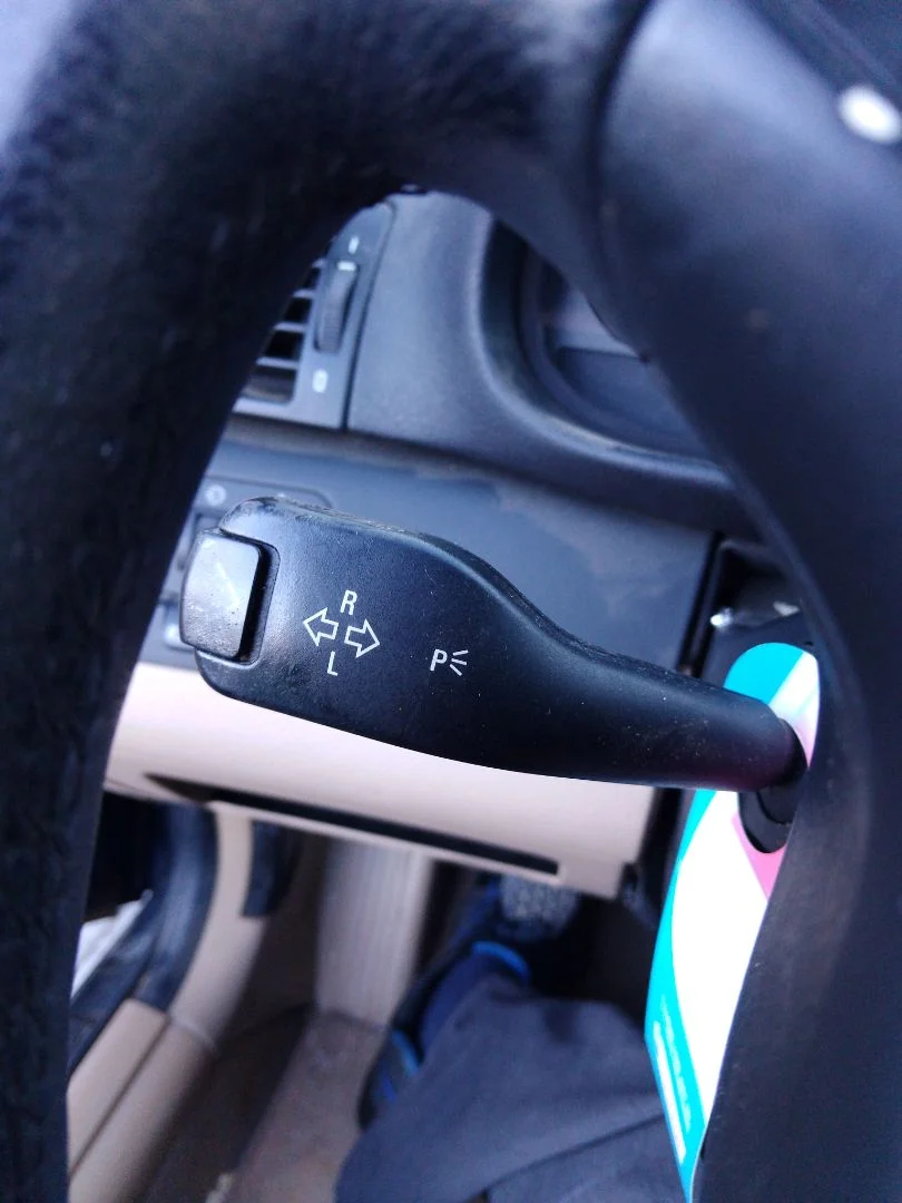 Foto de MANDO INTERMITENTES BMW SERIE 3 COMPACTO (E46) 2.0 16V Diesel CAT (150 CV / 110 KW)
