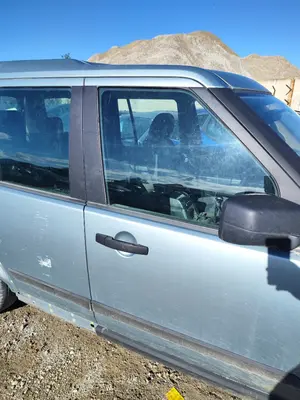Foto de LUNA DELANTERA DERECHA LAND ROVER DISCOVERY 2.7 Td V6 CAT (190 CV / 140 KW)