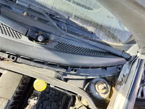 Foto de MOTOR LIMPIA DELANTERO CITROEN C3 1.4  (73 CV / 54 KW)