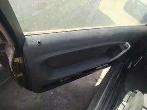 Foto de CERRADURA PUERTA DELANTERA IZQUIERDA BMW SERIE 3 COMPACTO (E46) 1.8 16V (116 CV / 85 KW) referencia 51218253431