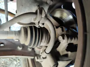 Foto de PINZA DE FRENO DELANTERA IZQUIERDA CHEVROLET KALOS 1.2 CAT (72 CV / 53 KW)