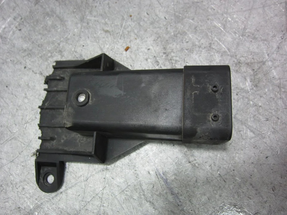 Foto de CAJA PRECALENTAMIENTO SEAT IBIZA BERLINA (6J5) 1.2 TSI (86 CV / 63 KW) referencia 5J0919506
