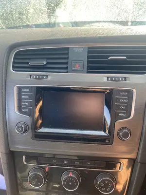Foto de SISTEMA AUDIO / RADIO CD VOLKSWAGEN GOLF VII (5G1/BE1) 1.4 16V TSI (122 CV / 90 KW)