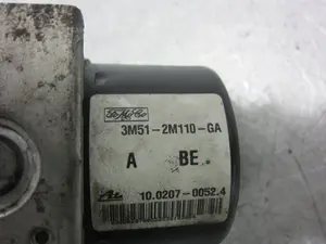 Foto de ABS FORD FOCUS BERLINA (CAP) referencia 3M512MM110GA foto 5