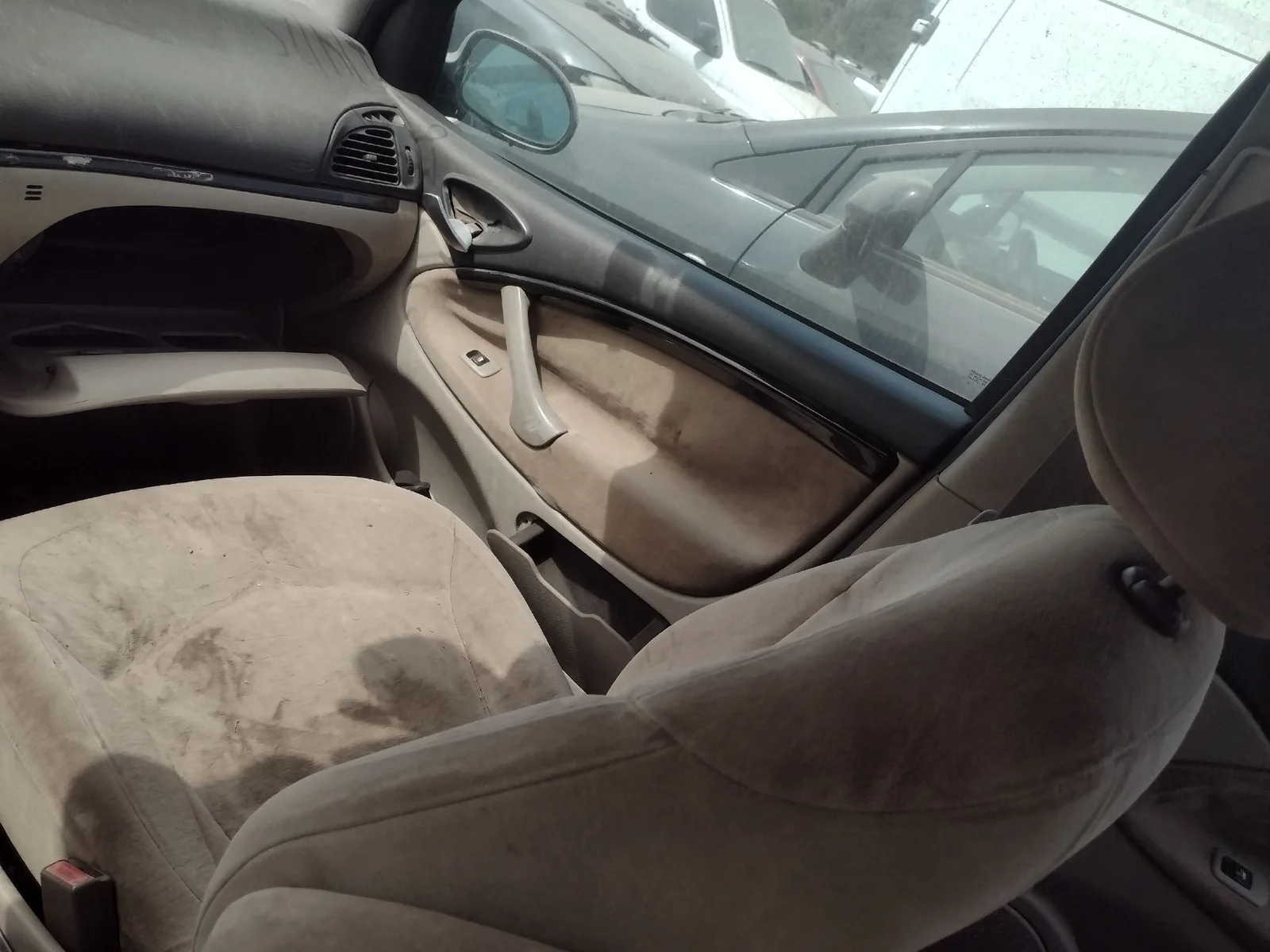 Foto de AIRBAG LATERAL DERECHO CITROEN C5 BERLINA 1.6 HDi CAT (9HY / DV6TED4) (109 CV / 80 KW) referencia 8216GZ