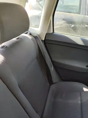 Foto de CINTURON SEGURIDAD TRASERO IZQUIERDO VOLKSWAGEN POLO IV (9N1) 1.4 16V (75 CV / 55 KW)