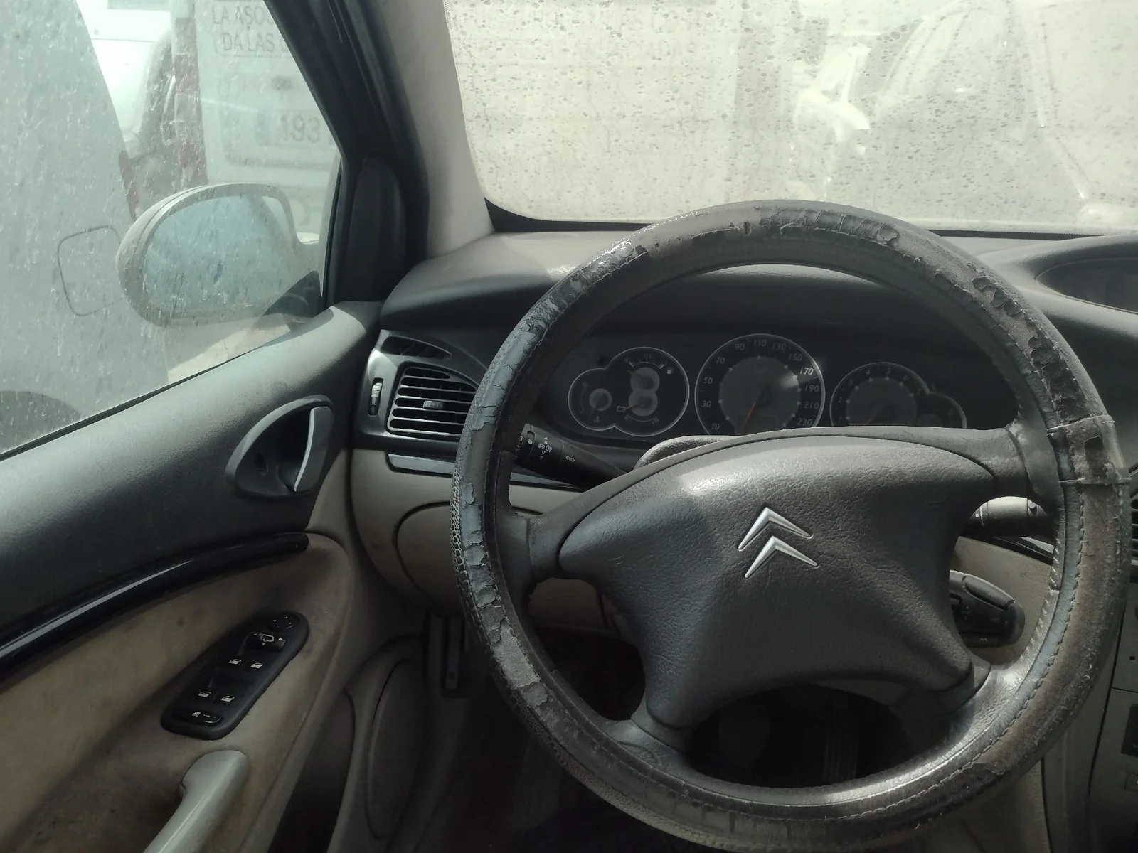 Foto de MANDO INTERMITENTES CITROEN C5 BERLINA 1.6 HDi CAT (9HY / DV6TED4) (109 CV / 80 KW)