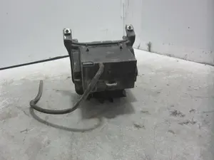 Foto de SOPORTE BATERIA HONDA PCX 125 125 cm3 - 8.6 kW (0 CV / 0 KW) referencia 81320-KWN-9010 foto 6