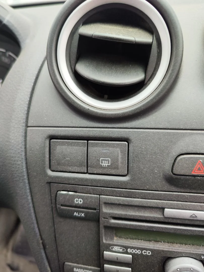 Foto de INTERRUPTOR FORD FIESTA (CBK) 1.4 TDCi CAT (68 CV / 50 KW)