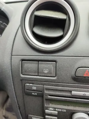 Foto de INTERRUPTOR FORD FIESTA (CBK) 1.4 TDCi CAT (68 CV / 50 KW)
