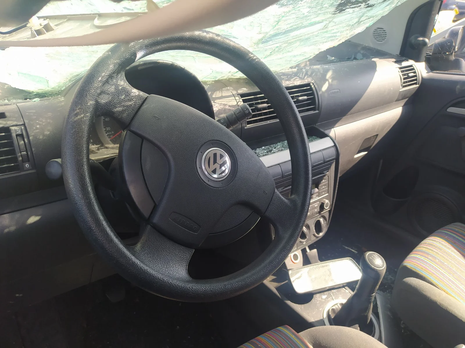 Foto de AIRBAG DELANTERO IZQUIERDO VOLKSWAGEN FOX (5Z1)(04.2005) 1.4 (75 CV / 55 KW)