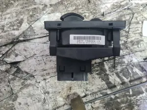 Foto de MANDO LUCES FORD MONDEO BERLINA (GE) 2.0 TDCi CAT (131 CV / 96 KW) referencia 1357436 foto 2