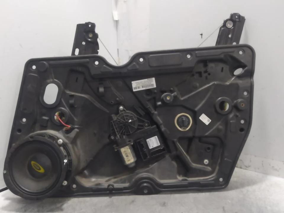 Foto de ELEVALUNAS DELANTERO DERECHO VOLKSWAGEN GOLF VI (5K1)(10.2008) referencia 1K0959793Q