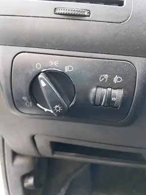 Foto de MANDO LUCES SEAT IBIZA (6K1) 1.9 TDI (90 CV / 66 KW) referencia 6K6953503AGFKZ