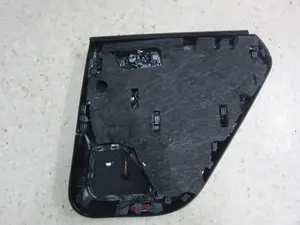 Foto de GUARNECIDO PUERTA TRASERA IZQUIERDA PORSCHE MACAN (95BA) referencia 95B867211 foto 4