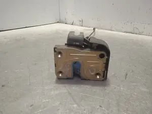 Foto de CERRADURA PUERTA DELANTERA IZQUIERDA RENAULT CLIO II FASE II (B/CB0) 1.2 16V (75 CV / 55 KW) referencia 7700434604