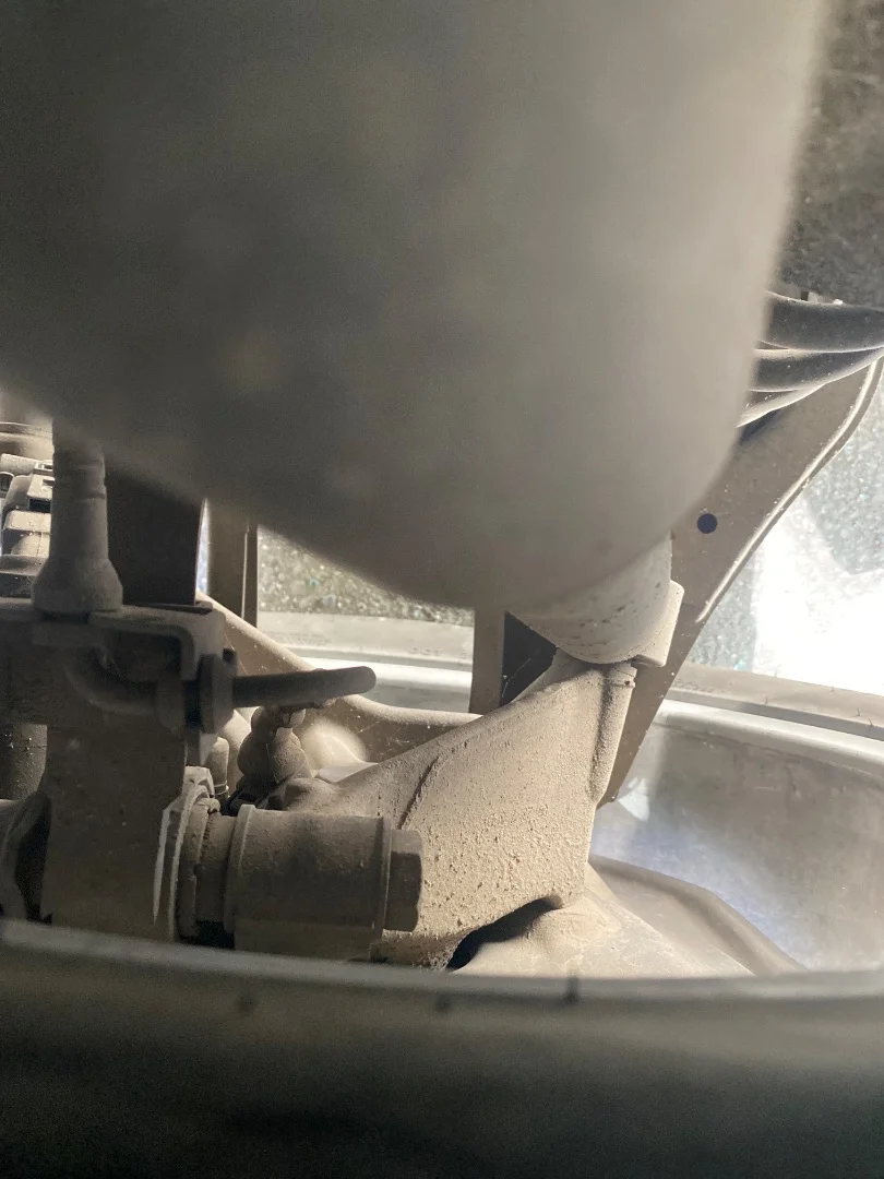 Foto de MANGUETA TRASERA IZQUIERDA VOLKSWAGEN PASSAT BERLINA (3C2) 2.0 TDI (140 CV / 103 KW)