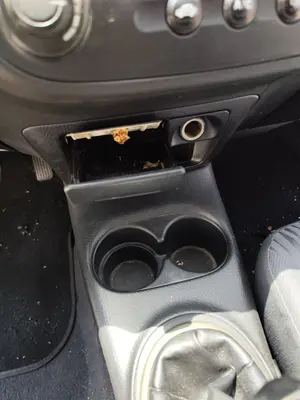 Foto de CENICERO HONDA CIVIC AERODECK (MB/MC) 1.6 CAT (D 16 B 2) (116 CV / 85 KW)