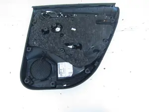 Foto de GUARNECIDO PUERTA TRASERA IZQUIERDA AUDI A3 SEDÁN (8VM) 2.0 16V TDI (150 CV / 110 KW) referencia 162855031 foto 3