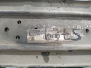 Foto de INTERCOOLER VOLKSWAGEN GOLF IV BERLINA (1J1)(10.1997) 1.9 TDI (116 CV / 85 KW) referencia 1J0145803N foto 4