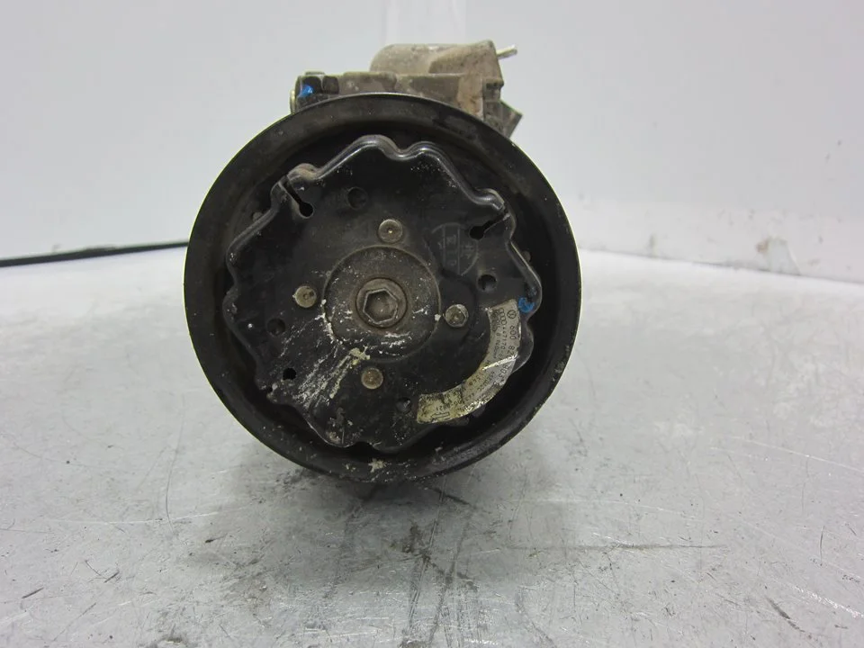 Foto de COMPRESOR AIRE ACONDICIONADO SEAT IBIZA (6L1) referencia 6Q0820803D