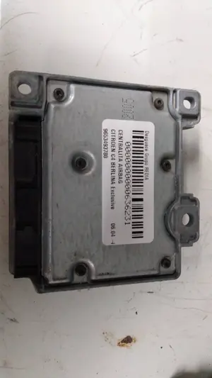 Foto de CENTRALITA AIRBAG CITROEN C4 COUPE 2.0 16V CAT (RFJ / EW10A) (140 CV / 103 KW) referencia 9653493780