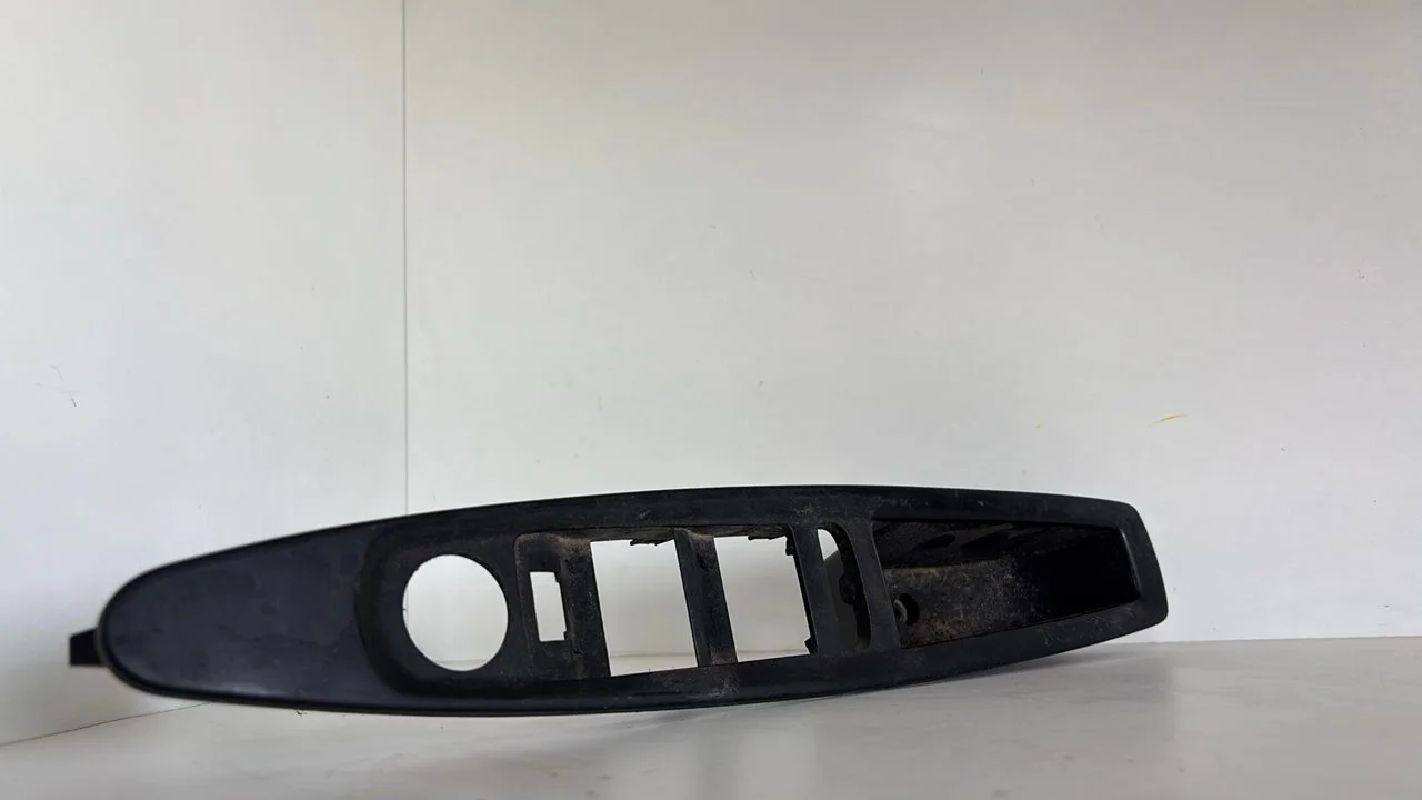 Foto de MANDO ELEVALUNAS DELANTERO IZQUIERDO CITROEN C4 BERLINA referencia 9650912577