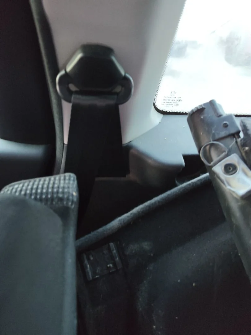 Foto de CINTURON SEGURIDAD TRASERO DERECHO PEUGEOT 5008 1.6 HDi FAP CAT (9HZ / DV6TED4) (109 CV / 80 KW)