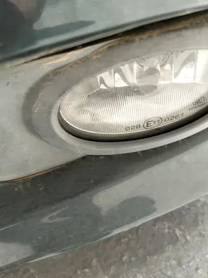 Foto de FARO ANTINIEBLA IZQUIERDO MAZDA 3 BERLINA (BK) 1.6 16V CAT (105 CV / 77 KW) referencia BP4K-51-690D