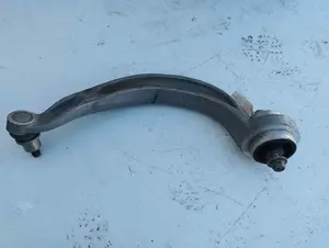 Foto de BRAZO SUSPENSION INFERIOR DELANTERO IZQUIERDO PORSCHE MACAN (95BA) referencia 4G0407695 foto 3