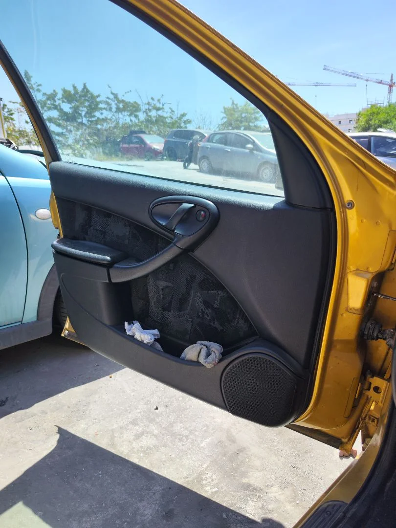 Foto de GUARNECIDO PUERTA DELANTERA IZQUIERDA CITROEN XSARA BERLINA 1.6 16V CAT (NFU / TU5JP4) (109 CV / 80 KW) referencia 9314HF