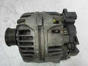 Foto de ALTERNADOR SEAT IBIZA (6K1) referencia 037903025L foto 3