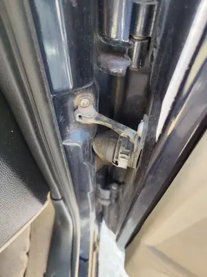 Foto de RETENEDOR PUERTA ALFA ROMEO 156 SPORTWAGON 2.4 JTD CAT (175 CV / 129 KW) referencia 0050503485