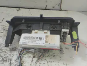 Foto de PANTALLA MULTIFUNCION RENAULT CLIO II FASE I (B/CB0) 1.2 (58 CV / 43 KW) referencia 7700428029 foto 3